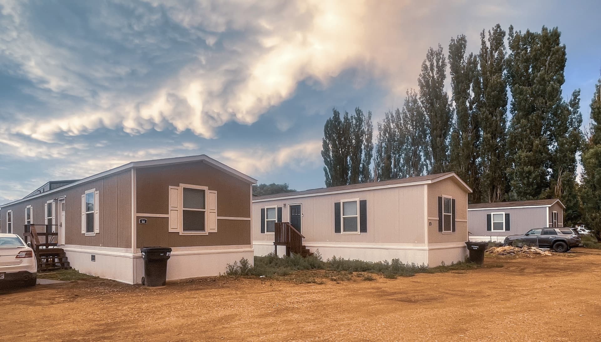 2.5 Star, 75-100 Sites MH/RV Park