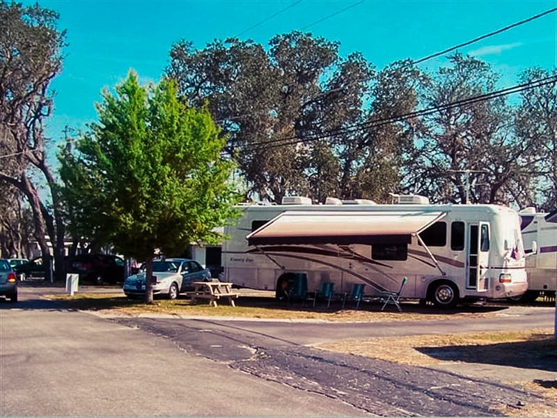 220-250 Sites, Hybrid Park