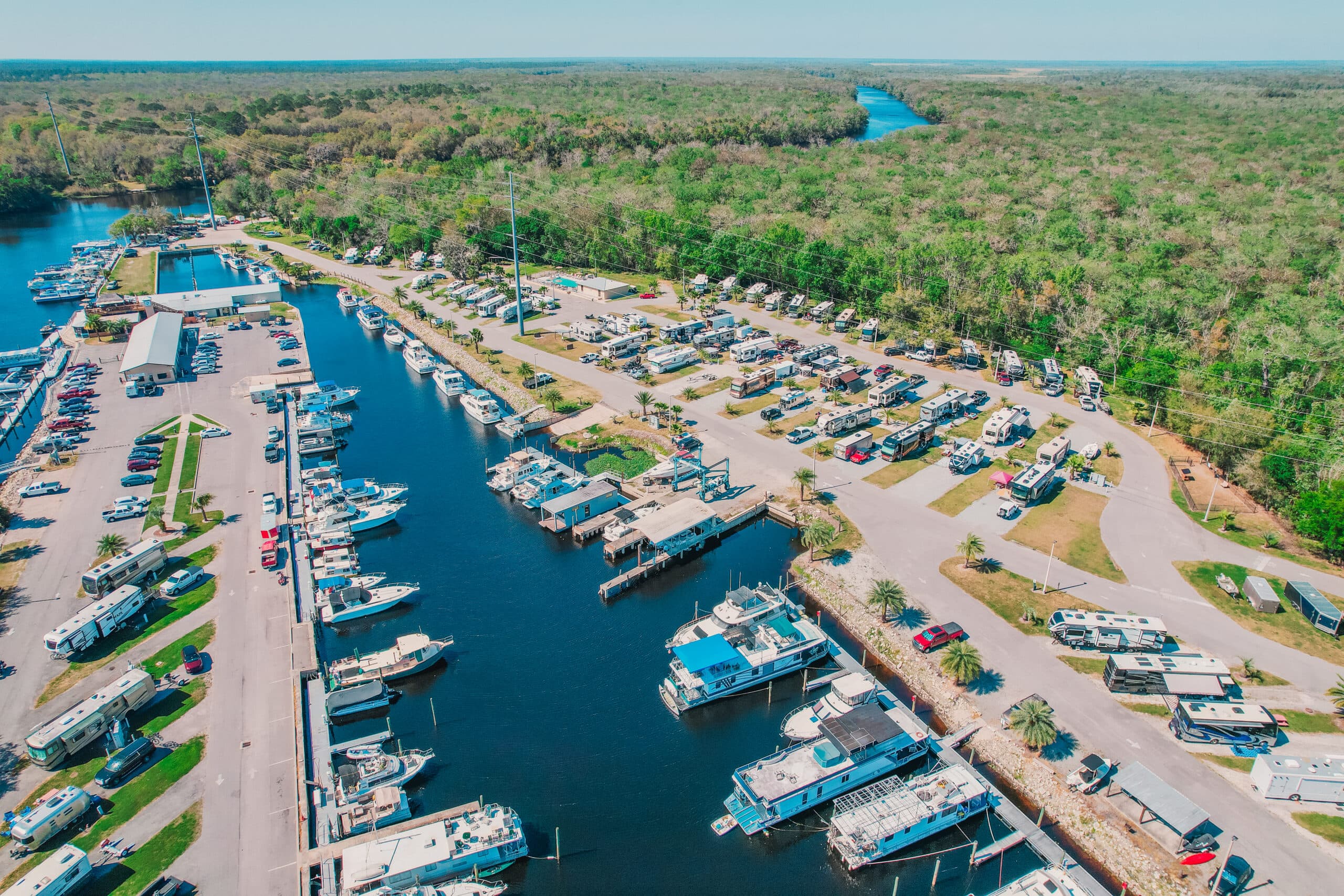 3.5 Star, 100+/- Site RV Resort & Marina in ORL FL