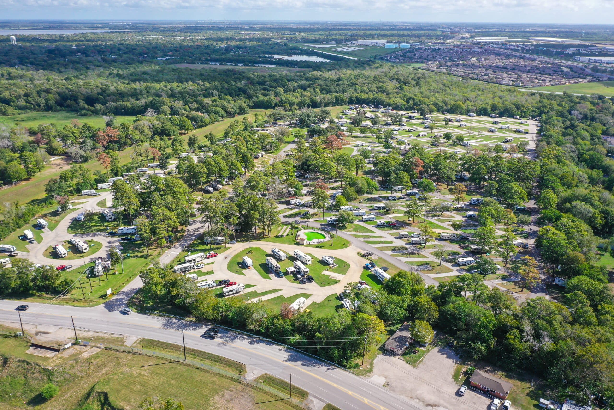 4 Star, 425-475 Site RV Resort in Greater Houston MSA