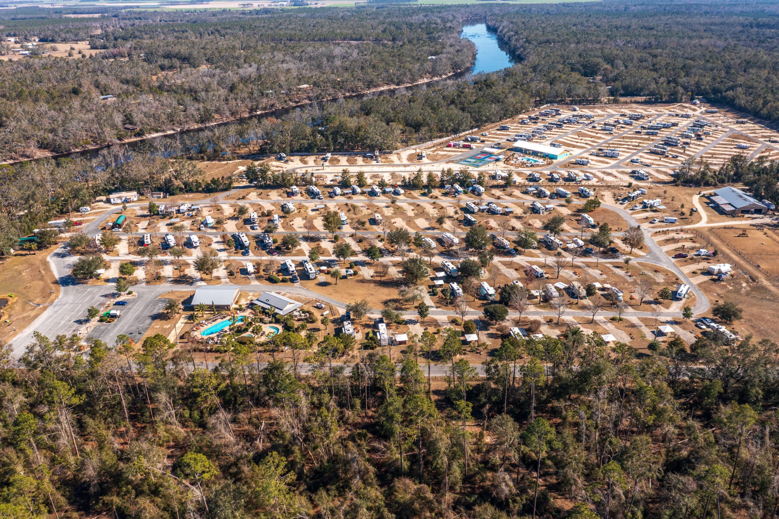 3.5 Star, 350 +/- Sites MHC in RV Resort in FL