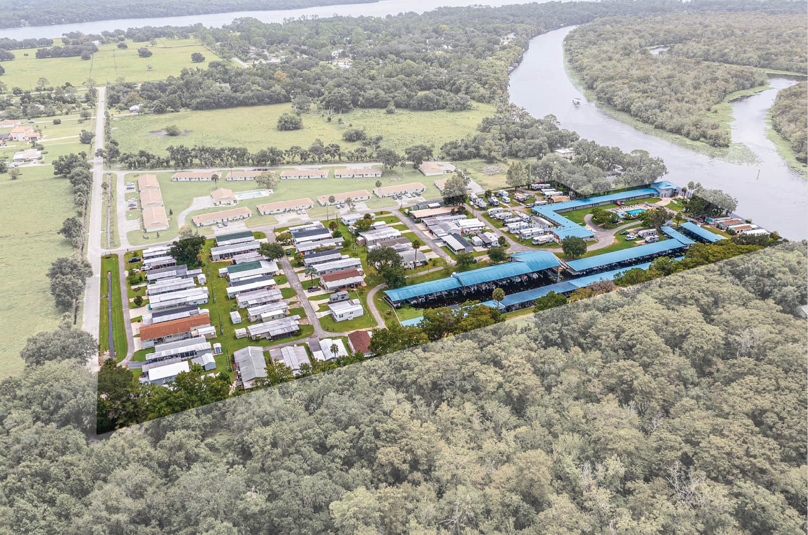 3.5 Star, 100 +/- Unit, Florida Hybrid Resort & Marina