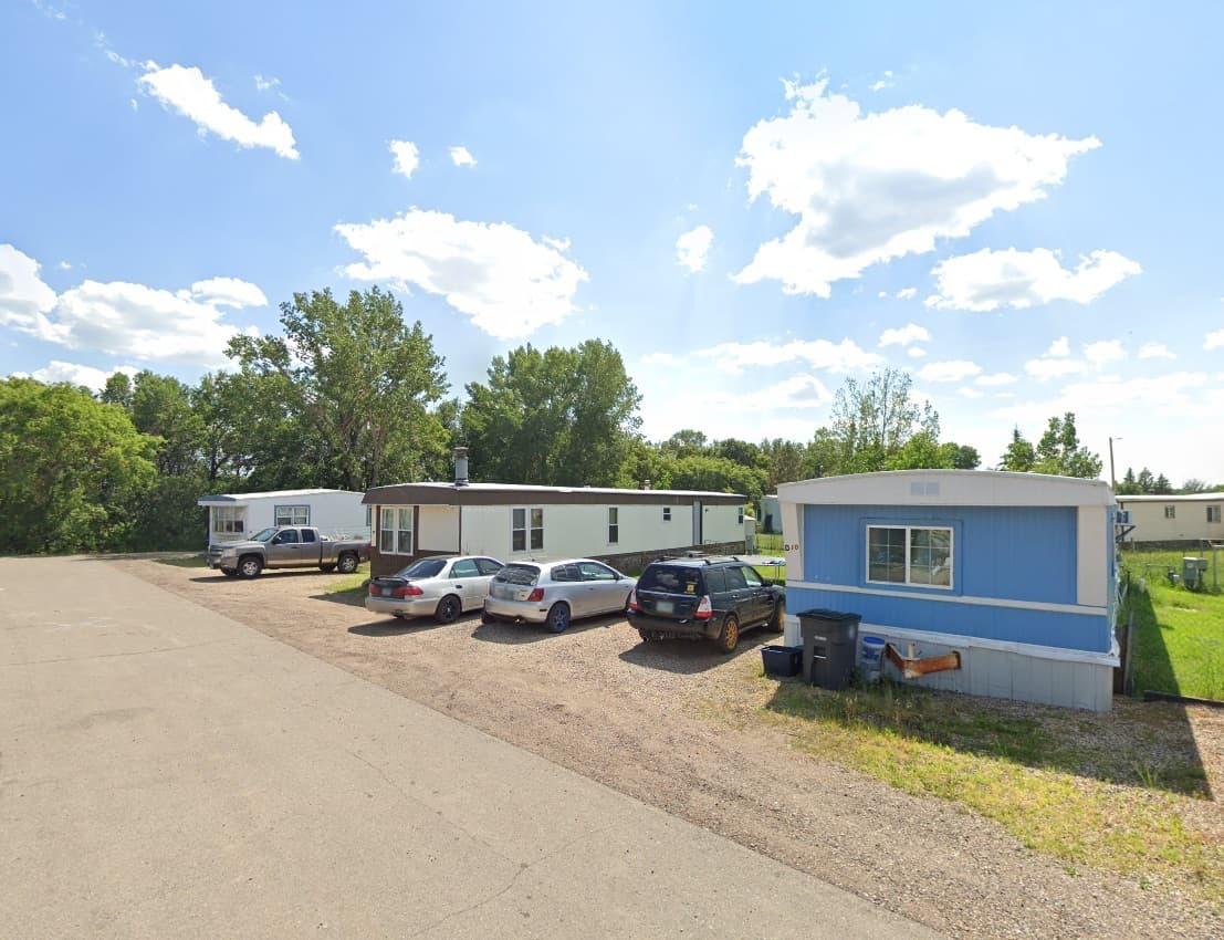 3 Star, 200+ Sites 2 Park MHC in North Dakota